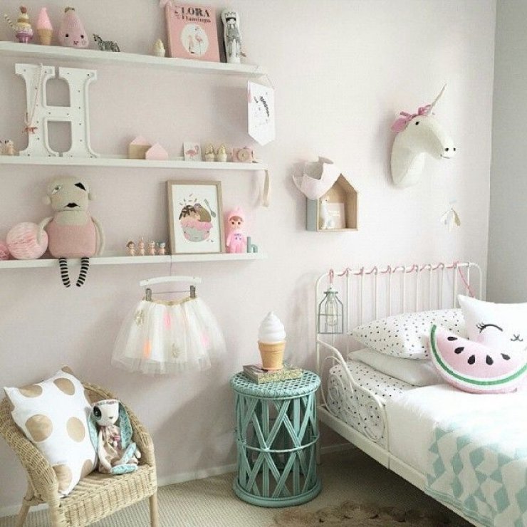 8 year old girls room